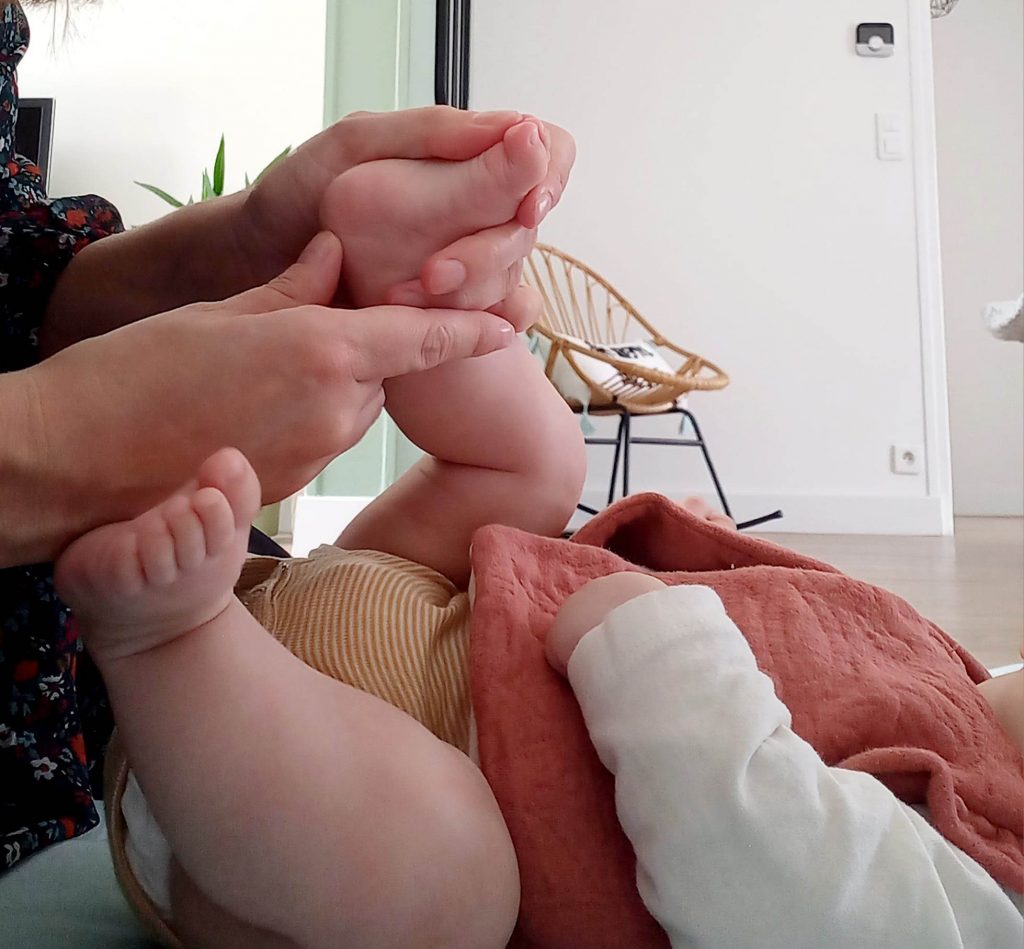 Massage bébé à Lorient - Apprenez les bons gestes